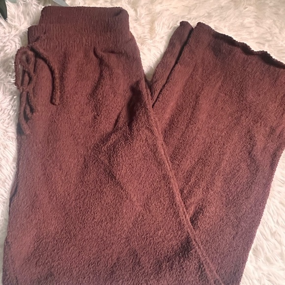 Brown fuzzy pajama set - Picture 4 of 4